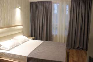Отель Hotel Lile Тбилиси Двухместный номер Делюкс с 1 кроватью и балконом-2